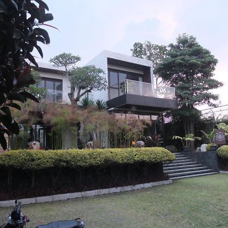 D'Green Villa Lembang Esterno foto