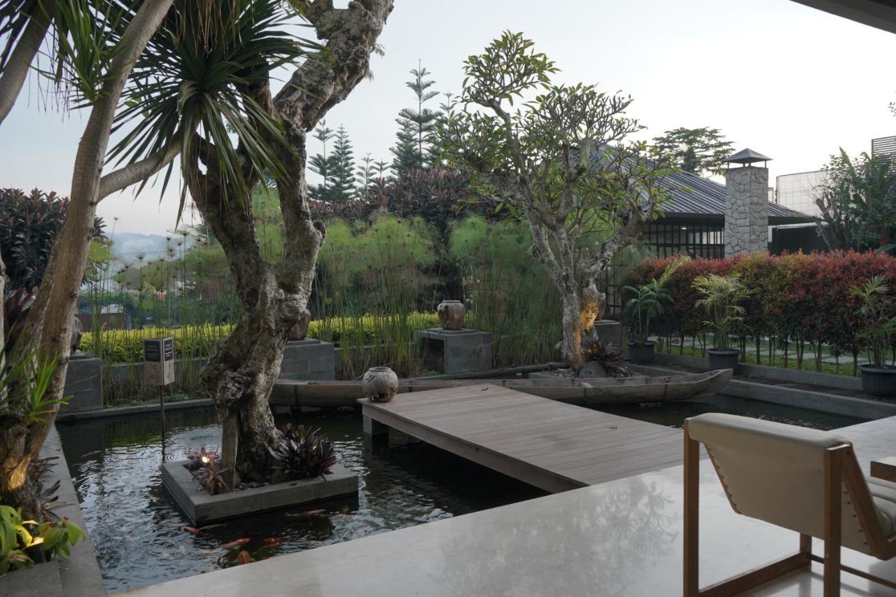 D'Green Villa Lembang Esterno foto